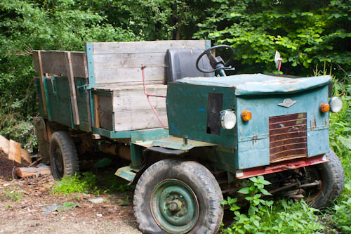 Staré nákladné auto
